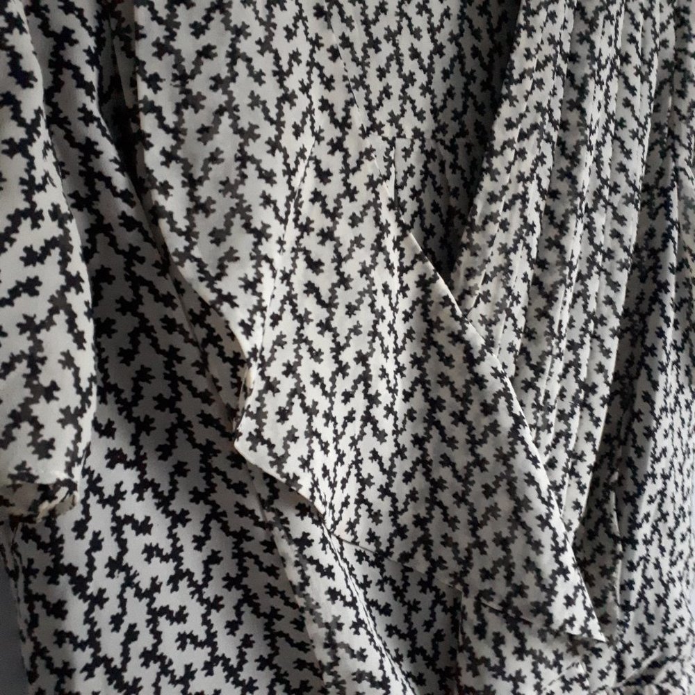 Reiss Paris Printed Ruffle Dress - Picture 6 of 14